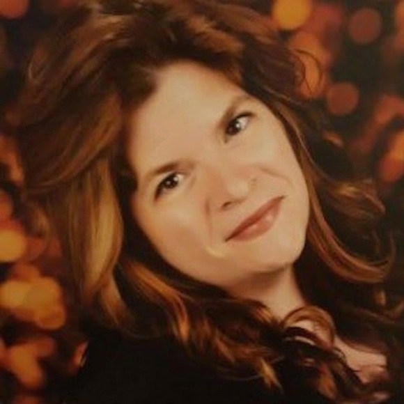 Meet your Posher, Betti - Picture 1 of 1